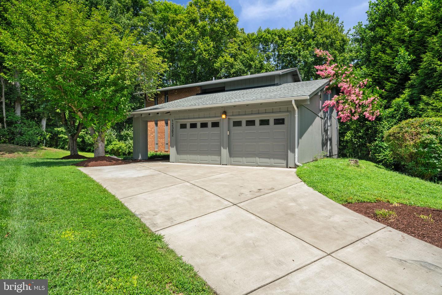 12302 MULBERRY CT, WOODBRIDGE, Virginia 22192, 4 Bedrooms Bedrooms, ,3 BathroomsBathrooms,Residential,For sale,12302 MULBERRY CT,VAPW2099990 MLS # VAPW2099990