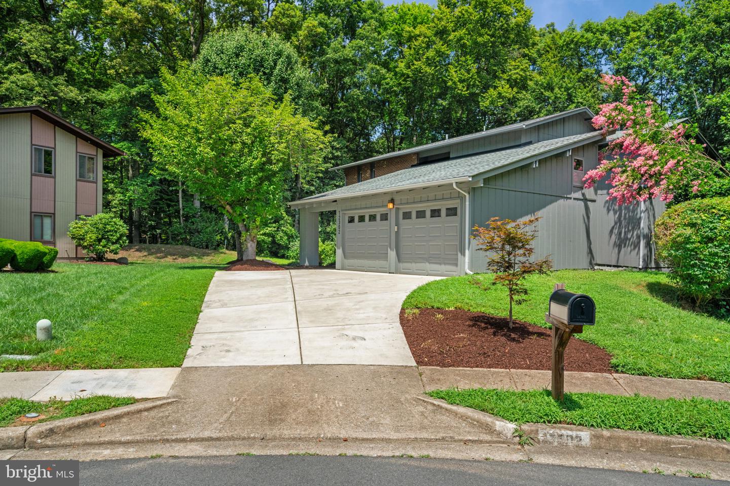 12302 MULBERRY CT, WOODBRIDGE, Virginia 22192, 4 Bedrooms Bedrooms, ,3 BathroomsBathrooms,Residential,For sale,12302 MULBERRY CT,VAPW2099990 MLS # VAPW2099990