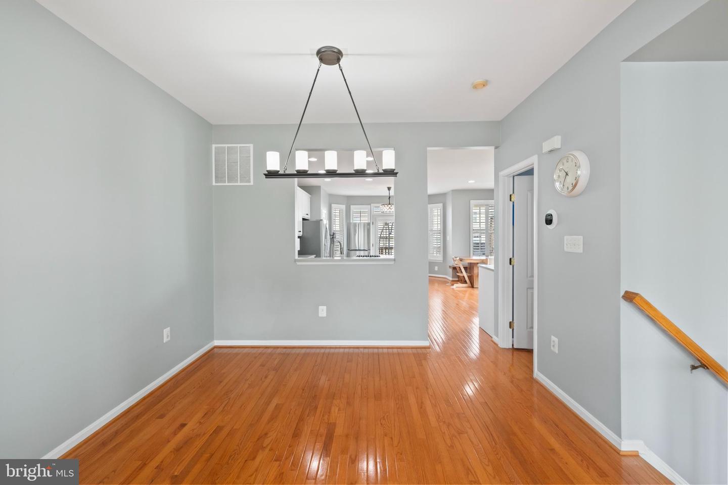 24687 KINGS CANYON SQ, ALDIE, Virginia 20105, 3 Bedrooms Bedrooms, ,2 BathroomsBathrooms,Residential,For sale,24687 KINGS CANYON SQ,VALO2103162 MLS # VALO2103162