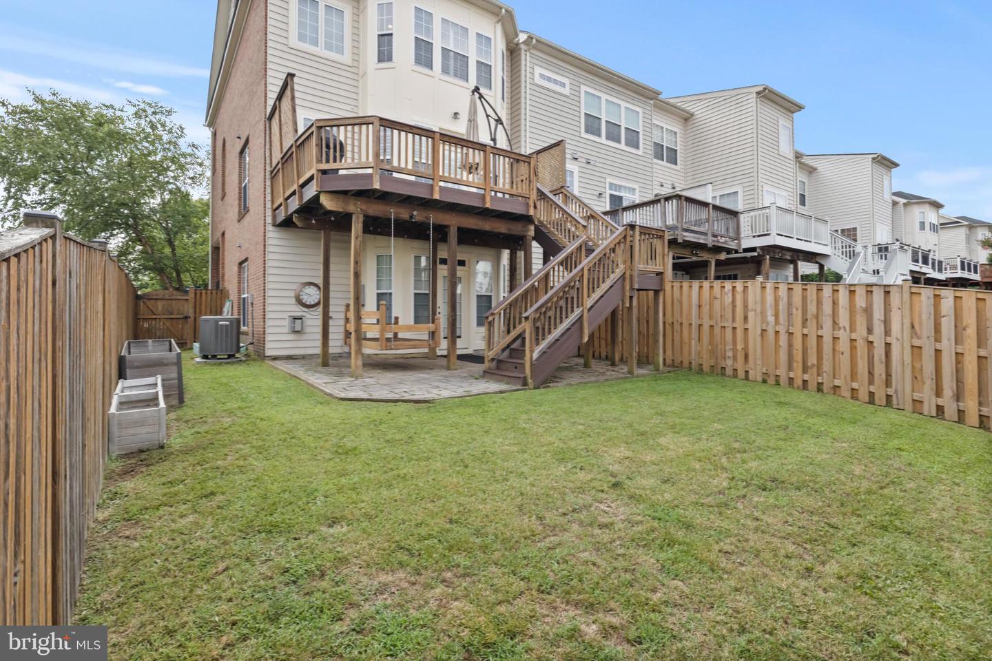 24687 KINGS CANYON SQ, ALDIE, Virginia 20105, 3 Bedrooms Bedrooms, ,2 BathroomsBathrooms,Residential,For sale,24687 KINGS CANYON SQ,VALO2103162 MLS # VALO2103162