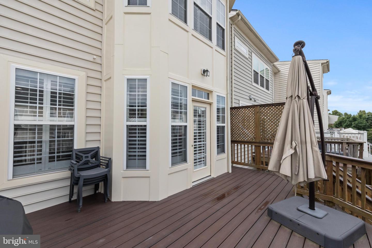 24687 KINGS CANYON SQ, ALDIE, Virginia 20105, 3 Bedrooms Bedrooms, ,2 BathroomsBathrooms,Residential,For sale,24687 KINGS CANYON SQ,VALO2103162 MLS # VALO2103162
