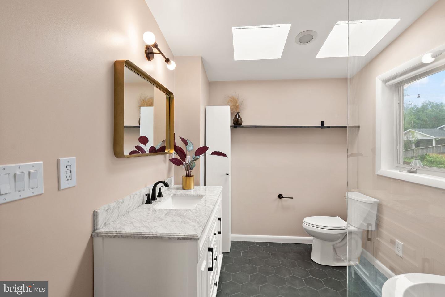 4208 JAVINS DR, ALEXANDRIA, Virginia 22310, 3 Bedrooms Bedrooms, ,2 BathroomsBathrooms,Residential,For sale,4208 JAVINS DR,VAFX2257616 MLS # VAFX2257616