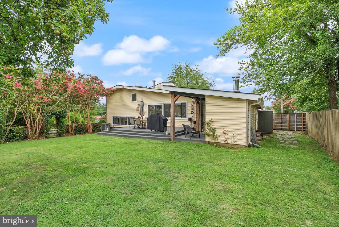 4208 JAVINS DR, ALEXANDRIA, Virginia 22310, 3 Bedrooms Bedrooms, ,2 BathroomsBathrooms,Residential,For sale,4208 JAVINS DR,VAFX2257616 MLS # VAFX2257616