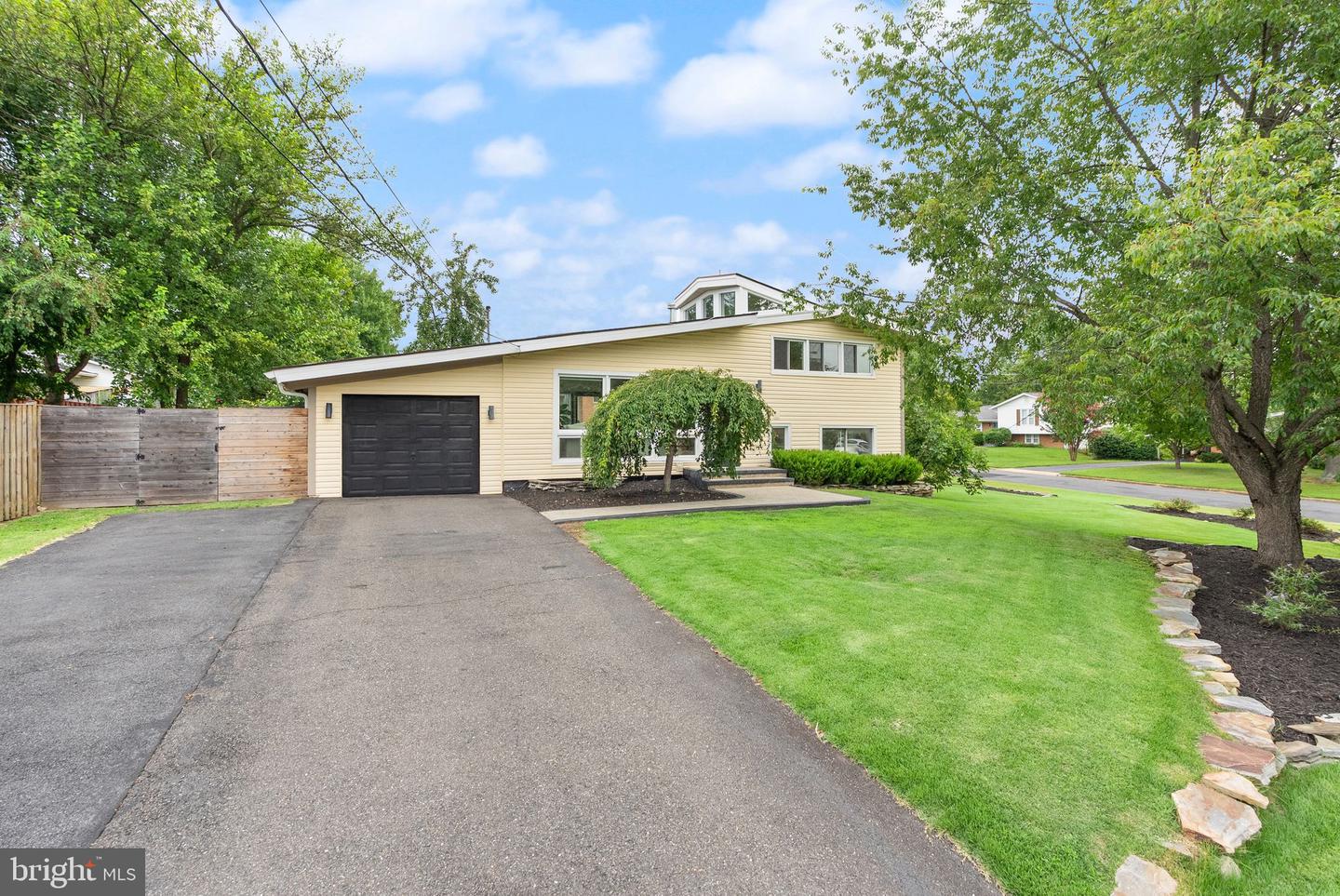 4208 JAVINS DR, ALEXANDRIA, Virginia 22310, 3 Bedrooms Bedrooms, ,2 BathroomsBathrooms,Residential,For sale,4208 JAVINS DR,VAFX2257616 MLS # VAFX2257616