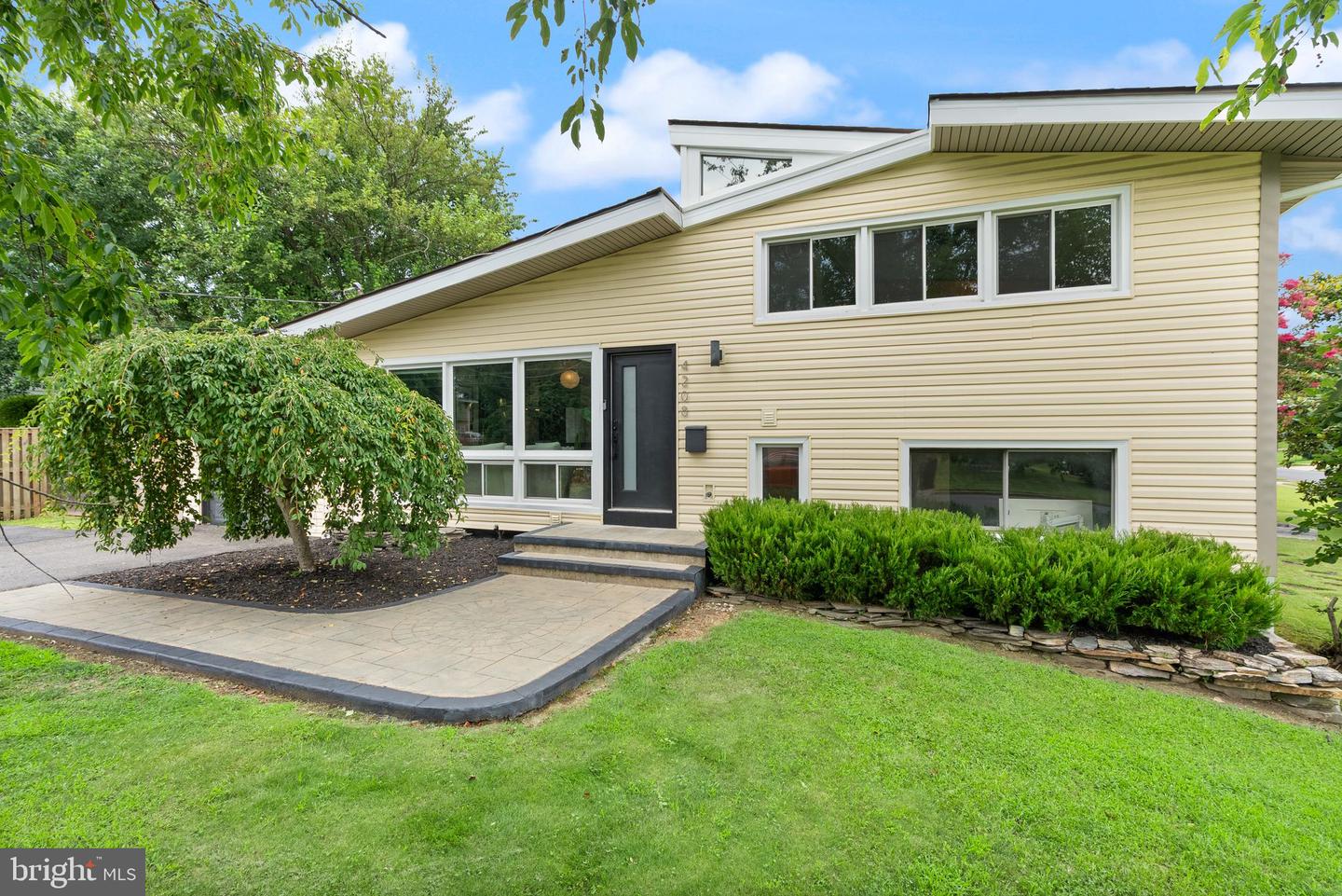4208 JAVINS DR, ALEXANDRIA, Virginia 22310, 3 Bedrooms Bedrooms, ,2 BathroomsBathrooms,Residential,For sale,4208 JAVINS DR,VAFX2257616 MLS # VAFX2257616