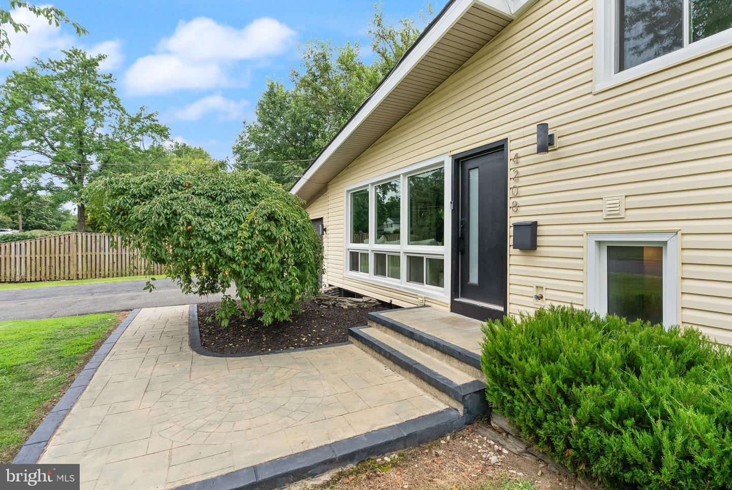 4208 JAVINS DR, ALEXANDRIA, Virginia 22310, 3 Bedrooms Bedrooms, ,2 BathroomsBathrooms,Residential,For sale,4208 JAVINS DR,VAFX2257616 MLS # VAFX2257616