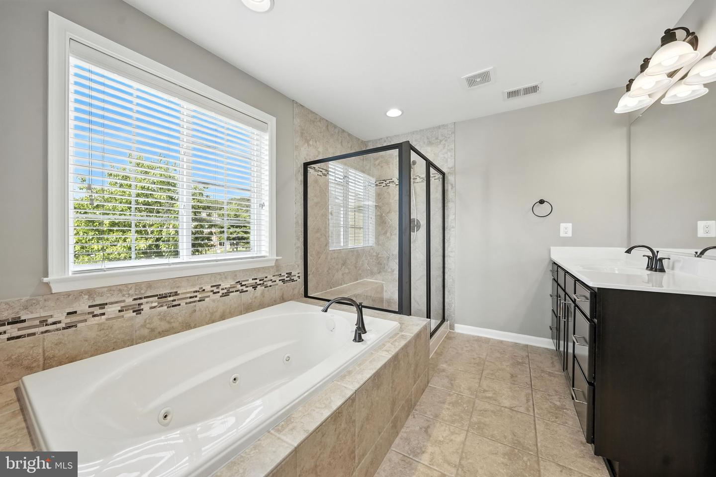14612 BRIDLE CREEK RD, WOODBRIDGE, Virginia 22193, 5 Bedrooms Bedrooms, ,4 BathroomsBathrooms,Residential,For sale,14612 BRIDLE CREEK RD,VAPW2100024 MLS # VAPW2100024