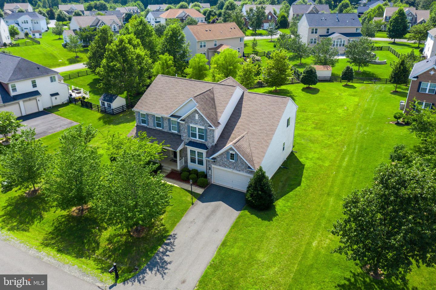 14612 BRIDLE CREEK RD, WOODBRIDGE, Virginia 22193, 5 Bedrooms Bedrooms, ,4 BathroomsBathrooms,Residential,For sale,14612 BRIDLE CREEK RD,VAPW2100024 MLS # VAPW2100024
