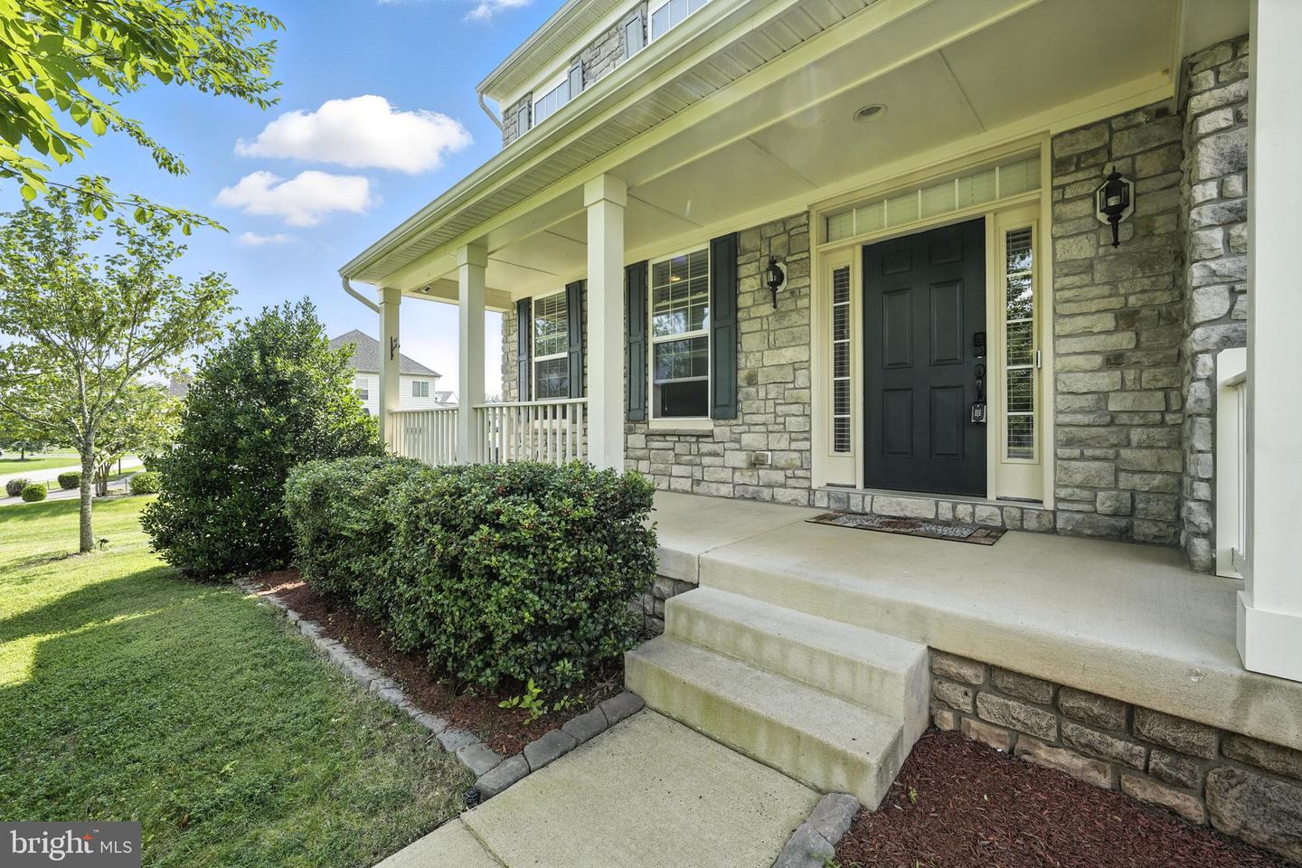 14612 BRIDLE CREEK RD, WOODBRIDGE, Virginia 22193, 5 Bedrooms Bedrooms, ,4 BathroomsBathrooms,Residential,For sale,14612 BRIDLE CREEK RD,VAPW2100024 MLS # VAPW2100024