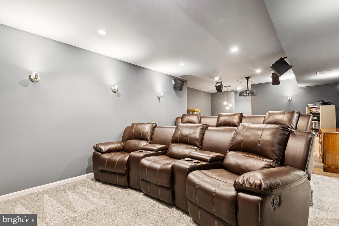 24769 STONE PILLAR DR, ALDIE, Virginia 20105, 4 Bedrooms Bedrooms, ,3 BathroomsBathrooms,Residential,For sale,24769 STONE PILLAR DR,VALO2103196 MLS # VALO2103196