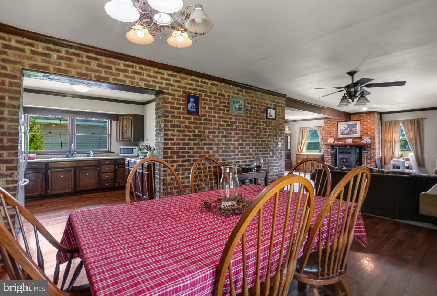 5324 DEEP HOLE RD, CHINCOTEAGUE ISLAND, Virginia 23336, 3 Bedrooms Bedrooms, ,1 BathroomBathrooms,Residential,For sale,5324 DEEP HOLE RD,VAAC2002108 MLS # VAAC2002108