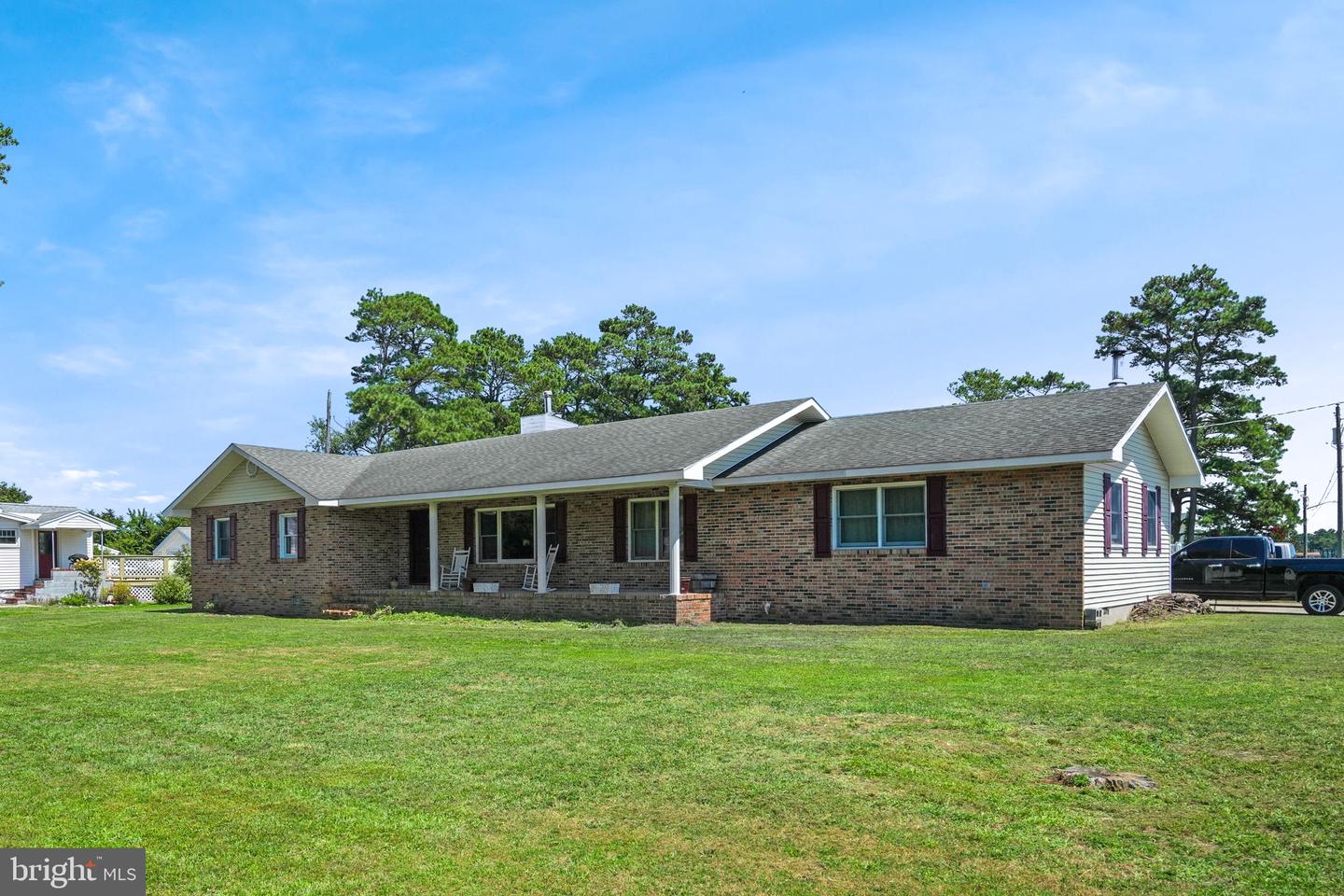 5324 DEEP HOLE RD, CHINCOTEAGUE ISLAND, Virginia 23336, 3 Bedrooms Bedrooms, ,1 BathroomBathrooms,Residential,For sale,5324 DEEP HOLE RD,VAAC2002108 MLS # VAAC2002108