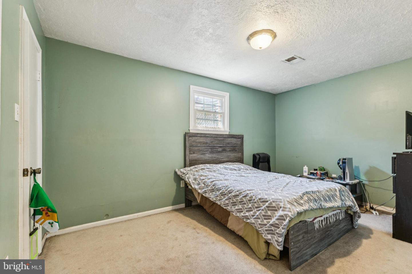 1422 FLAGSHIP DR, WOODBRIDGE, Virginia 22192, 4 Bedrooms Bedrooms, ,3 BathroomsBathrooms,Residential,For sale,1422 FLAGSHIP DR,VAPW2100122 MLS # VAPW2100122