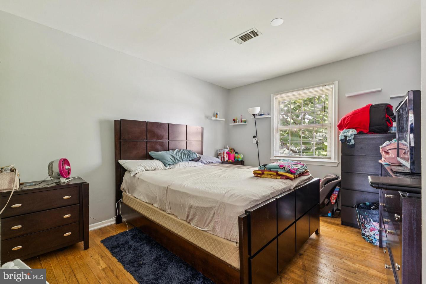 1422 FLAGSHIP DR, WOODBRIDGE, Virginia 22192, 4 Bedrooms Bedrooms, ,3 BathroomsBathrooms,Residential,For sale,1422 FLAGSHIP DR,VAPW2100122 MLS # VAPW2100122