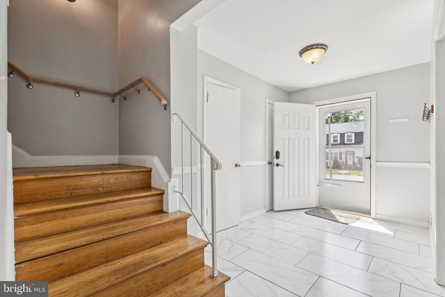 1422 FLAGSHIP DR, WOODBRIDGE, Virginia 22192, 4 Bedrooms Bedrooms, ,3 BathroomsBathrooms,Residential,For sale,1422 FLAGSHIP DR,VAPW2100122 MLS # VAPW2100122