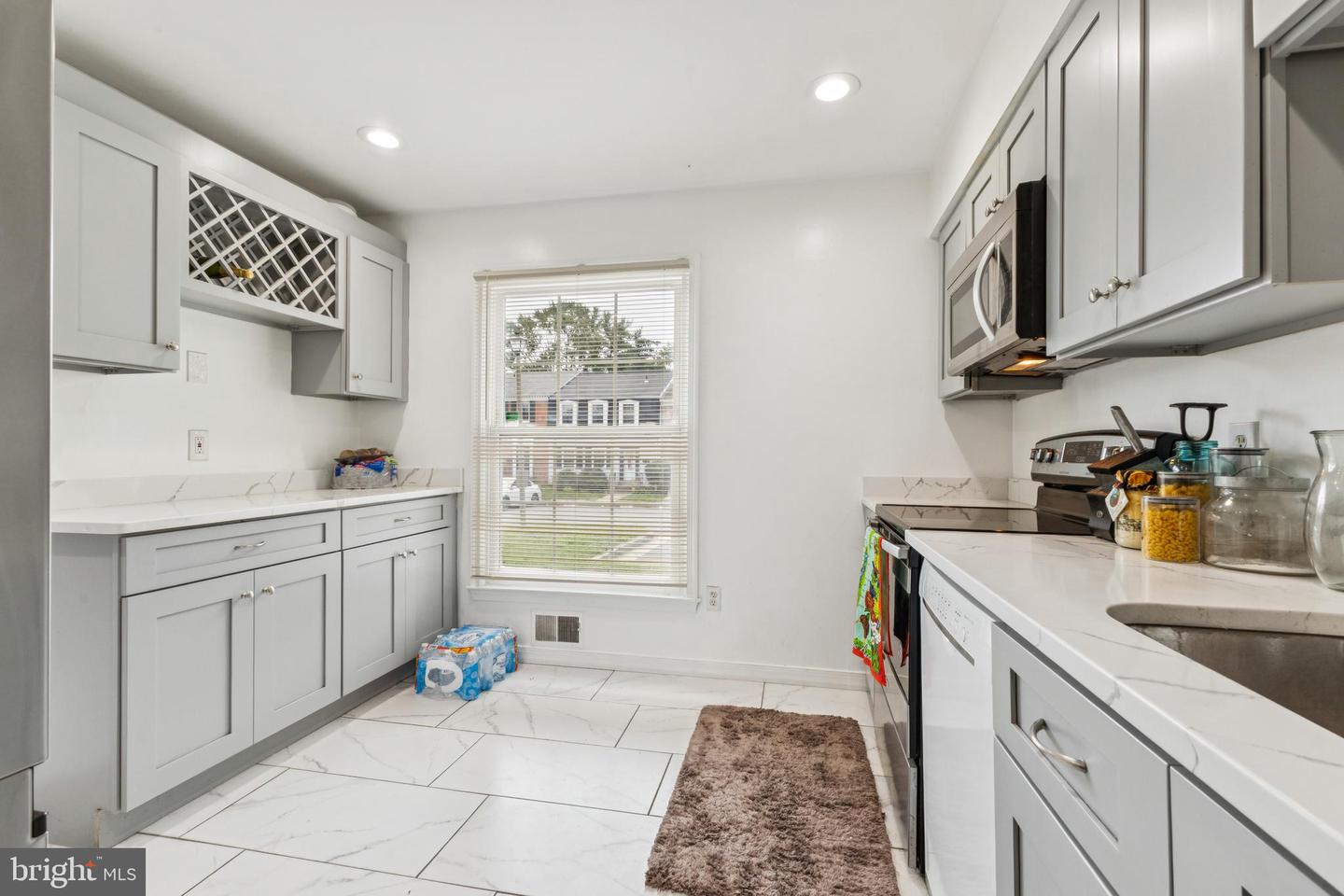 1422 FLAGSHIP DR, WOODBRIDGE, Virginia 22192, 4 Bedrooms Bedrooms, ,3 BathroomsBathrooms,Residential,For sale,1422 FLAGSHIP DR,VAPW2100122 MLS # VAPW2100122