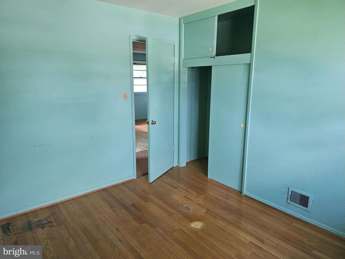 7113 FALCON ST, ANNANDALE, Virginia 22003, 3 Bedrooms Bedrooms, ,1 BathroomBathrooms,Residential,For sale,7113 FALCON ST,VAFX2257882 MLS # VAFX2257882