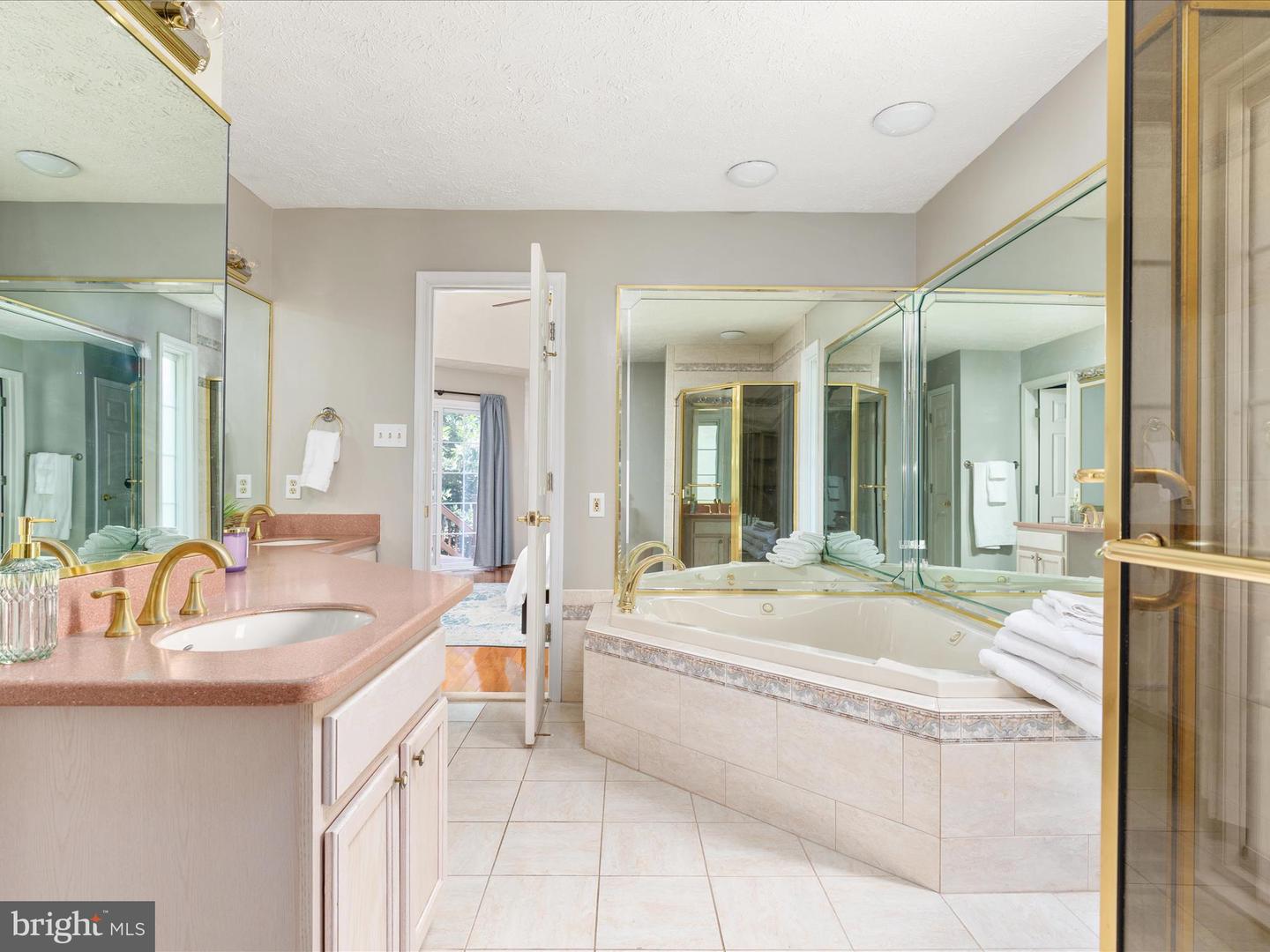 109 SENSENY GLEN DR, WINCHESTER, Virginia 22602, 3 Bedrooms Bedrooms, ,2 BathroomsBathrooms,Residential,For sale,109 SENSENY GLEN DR,VAFV2035708 MLS # VAFV2035708