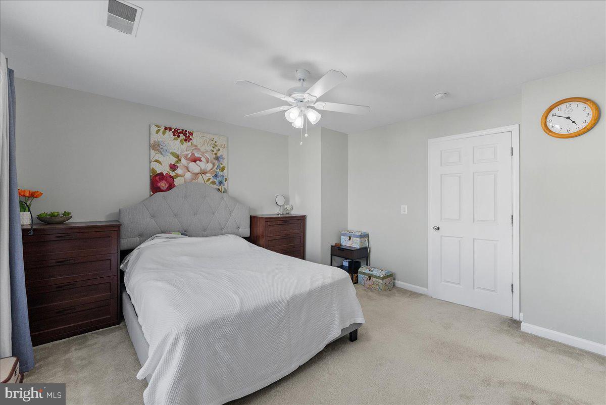 6201 BELLA DR, CENTREVILLE, Virginia 20121, 4 Bedrooms Bedrooms, ,3 BathroomsBathrooms,Residential,For sale,6201 BELLA DR,VAFX2257966 MLS # VAFX2257966