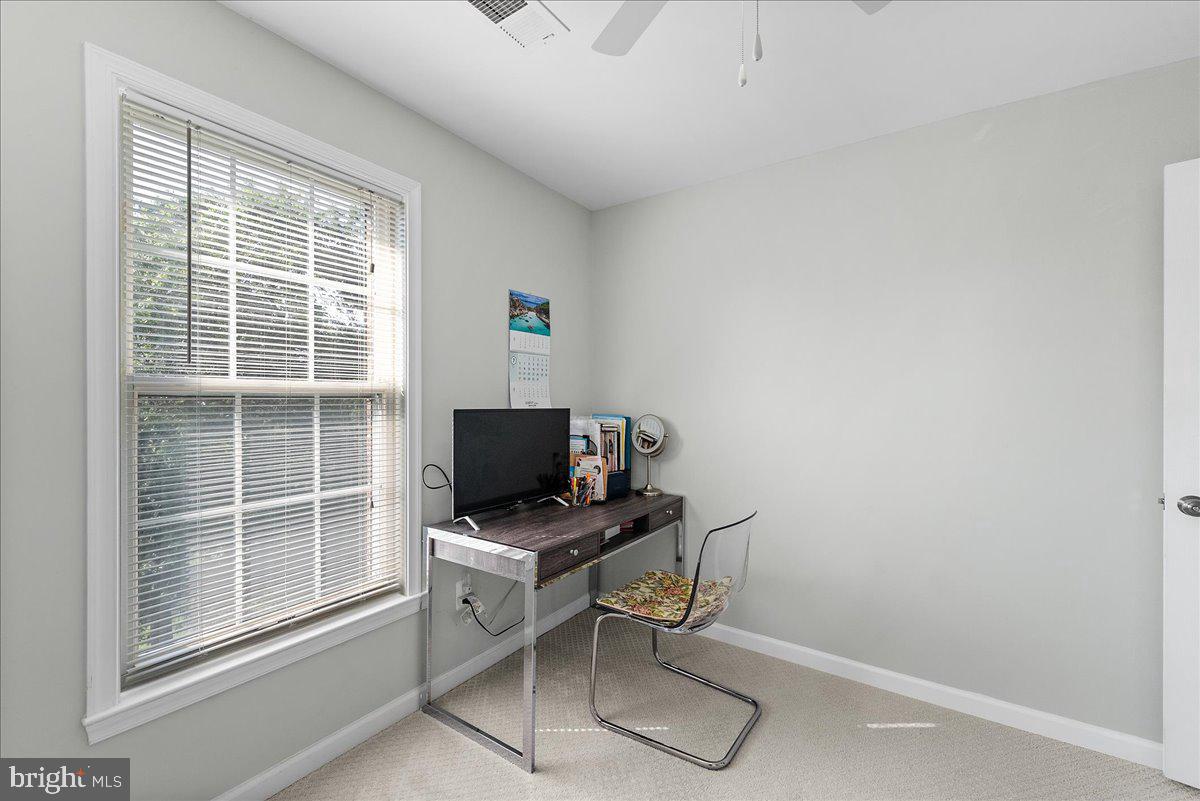 6201 BELLA DR, CENTREVILLE, Virginia 20121, 4 Bedrooms Bedrooms, ,3 BathroomsBathrooms,Residential,For sale,6201 BELLA DR,VAFX2257966 MLS # VAFX2257966