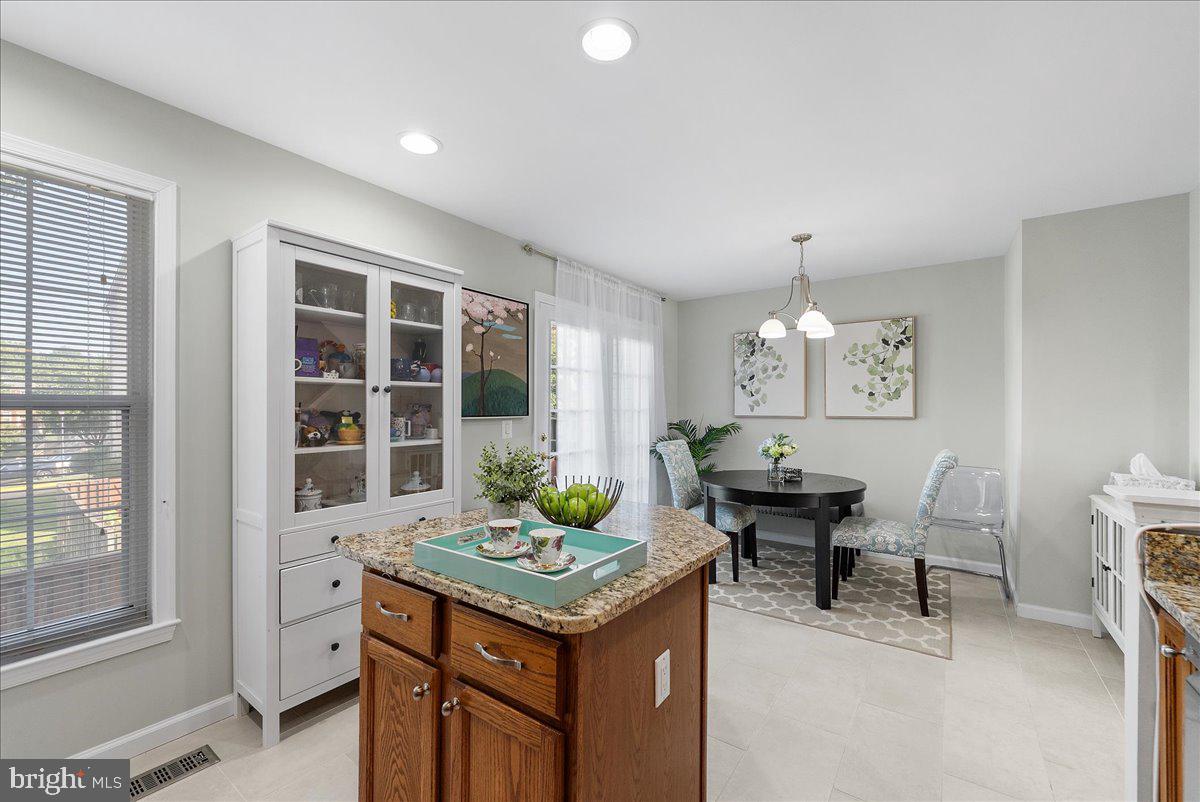 6201 BELLA DR, CENTREVILLE, Virginia 20121, 4 Bedrooms Bedrooms, ,3 BathroomsBathrooms,Residential,For sale,6201 BELLA DR,VAFX2257966 MLS # VAFX2257966