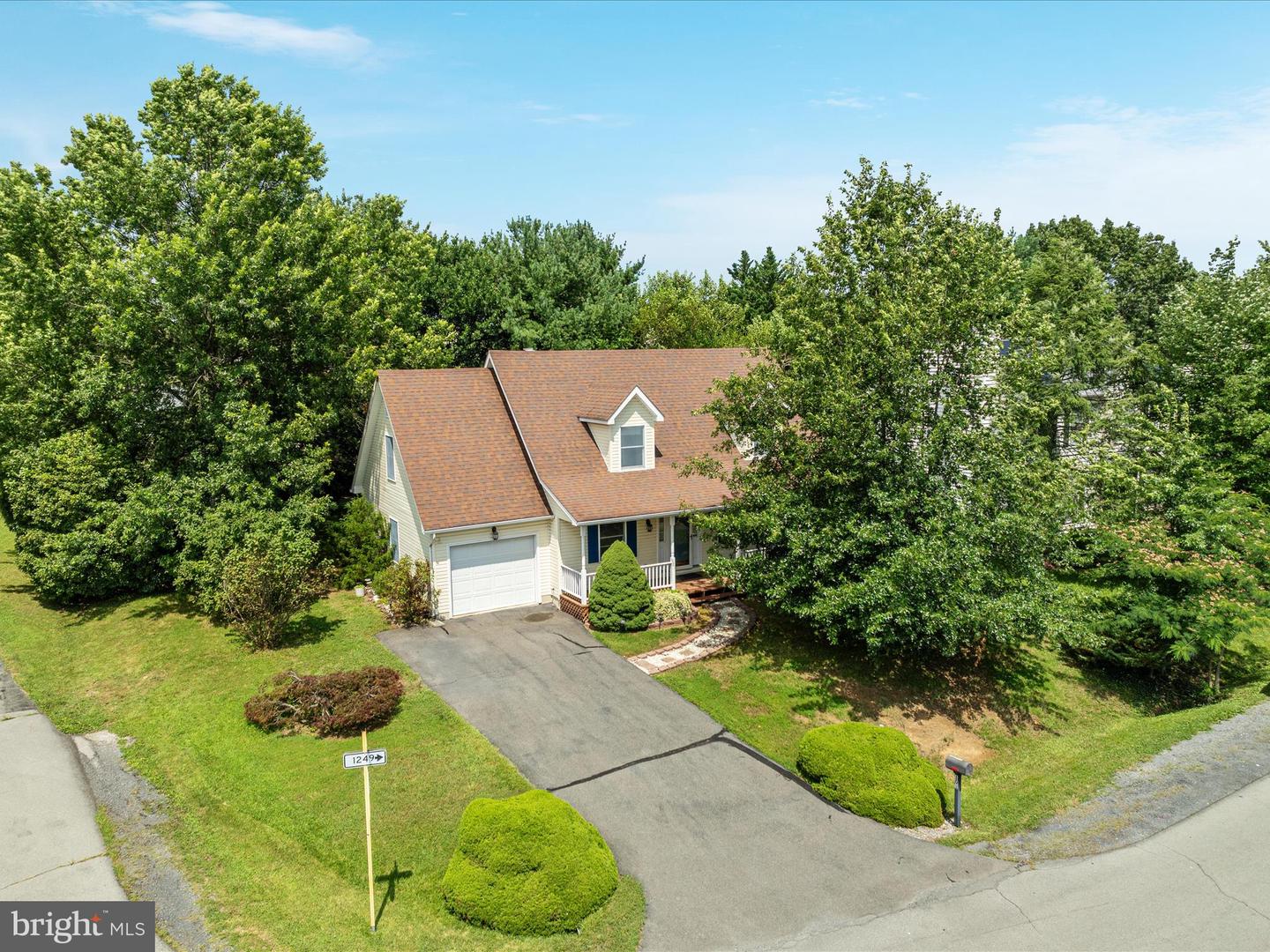101 ETNAM ST, WINCHESTER, Virginia 22602, 3 Bedrooms Bedrooms, ,2 BathroomsBathrooms,Residential,For sale,101 ETNAM ST,VAFV2035712 MLS # VAFV2035712
