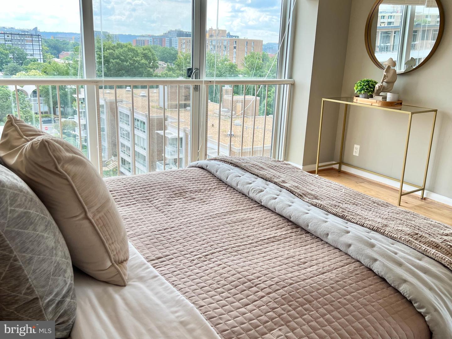 530 N ST SW #S809, WASHINGTON, District Of Columbia 20024, 2 Bedrooms Bedrooms, ,2 BathroomsBathrooms,Residential,For sale,530 N ST SW #S809,DCDC2212472 MLS # DCDC2212472