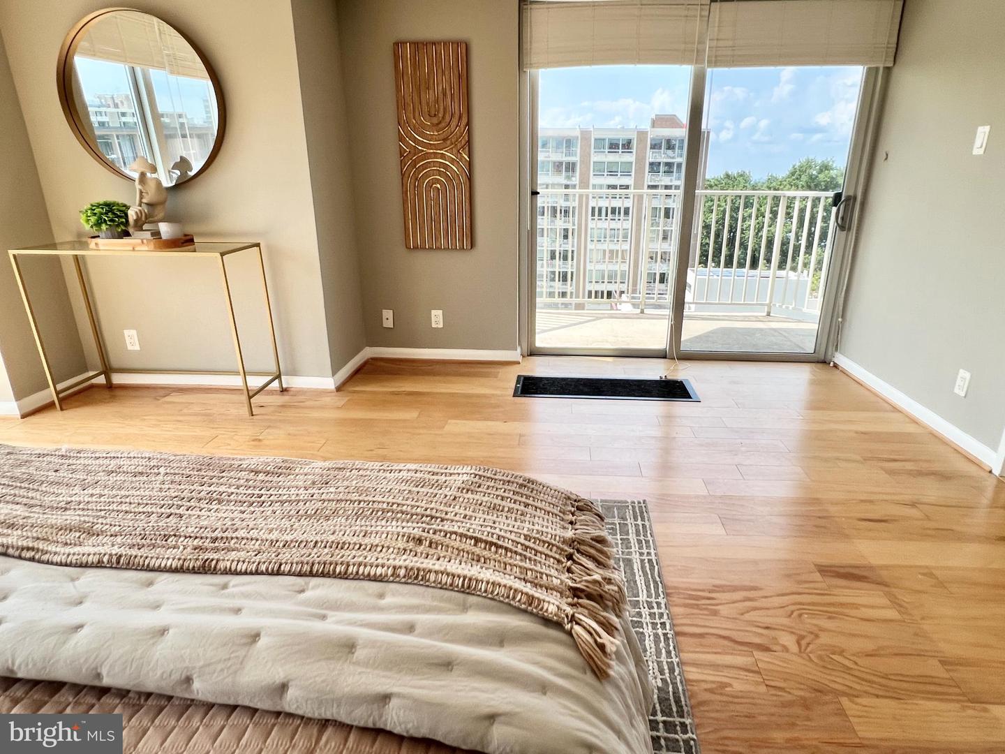 530 N ST SW #S809, WASHINGTON, District Of Columbia 20024, 2 Bedrooms Bedrooms, ,2 BathroomsBathrooms,Residential,For sale,530 N ST SW #S809,DCDC2212472 MLS # DCDC2212472