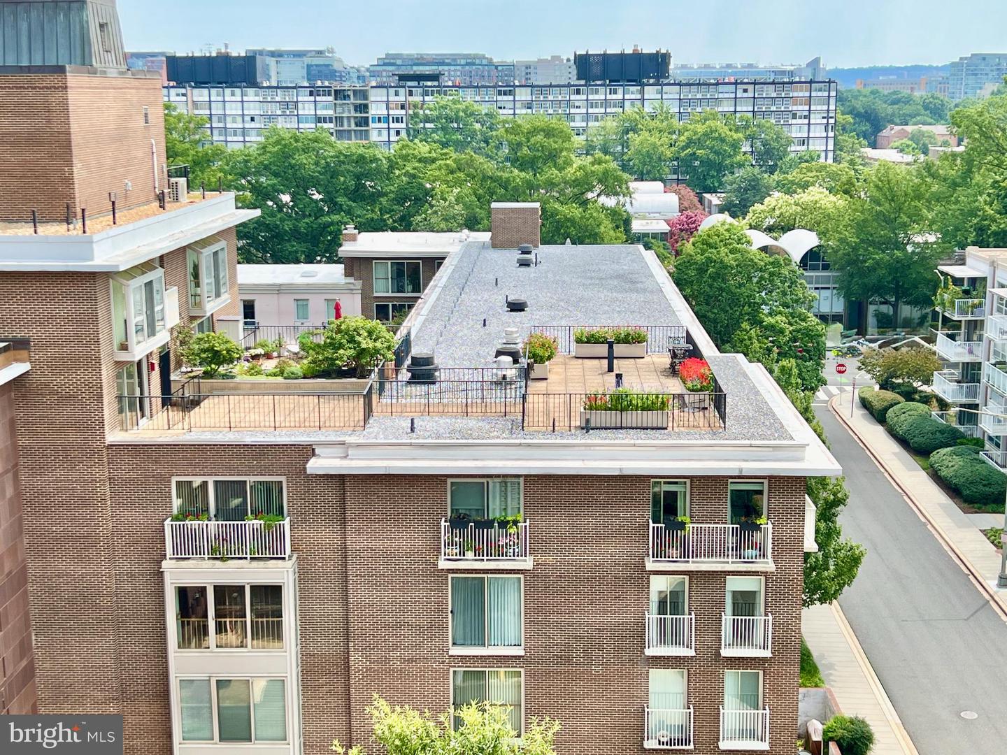 530 N ST SW #S809, WASHINGTON, District Of Columbia 20024, 2 Bedrooms Bedrooms, ,2 BathroomsBathrooms,Residential,For sale,530 N ST SW #S809,DCDC2212472 MLS # DCDC2212472
