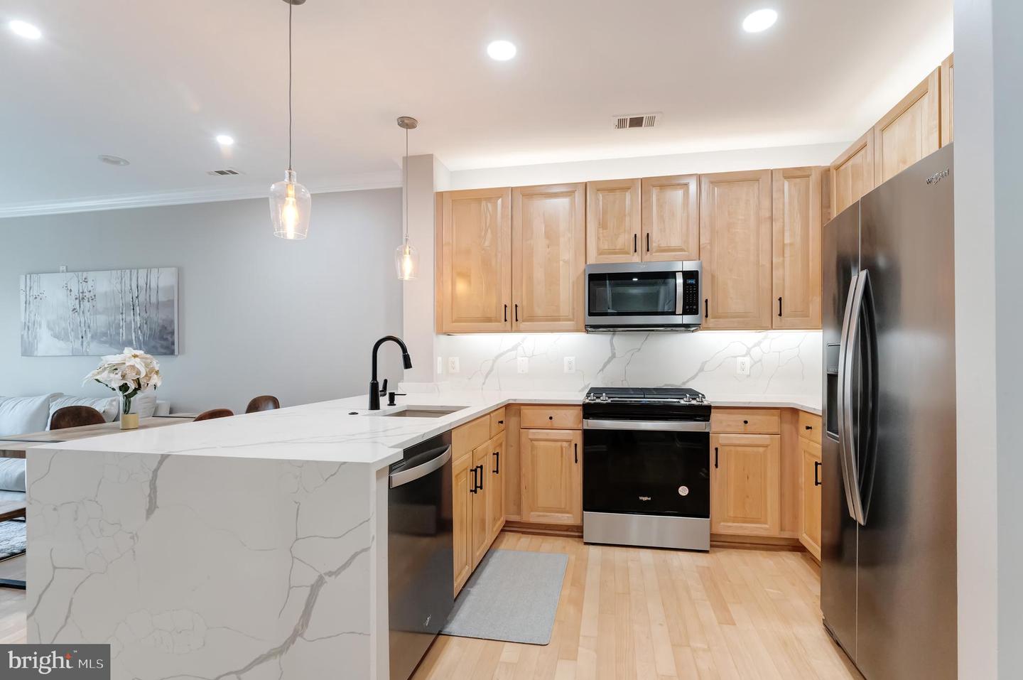 12001 MARKET ST #330, RESTON, Virginia 20190, 2 Bedrooms Bedrooms, ,2 BathroomsBathrooms,Residential,For sale,12001 MARKET ST #330,VAFX2258048 MLS # VAFX2258048