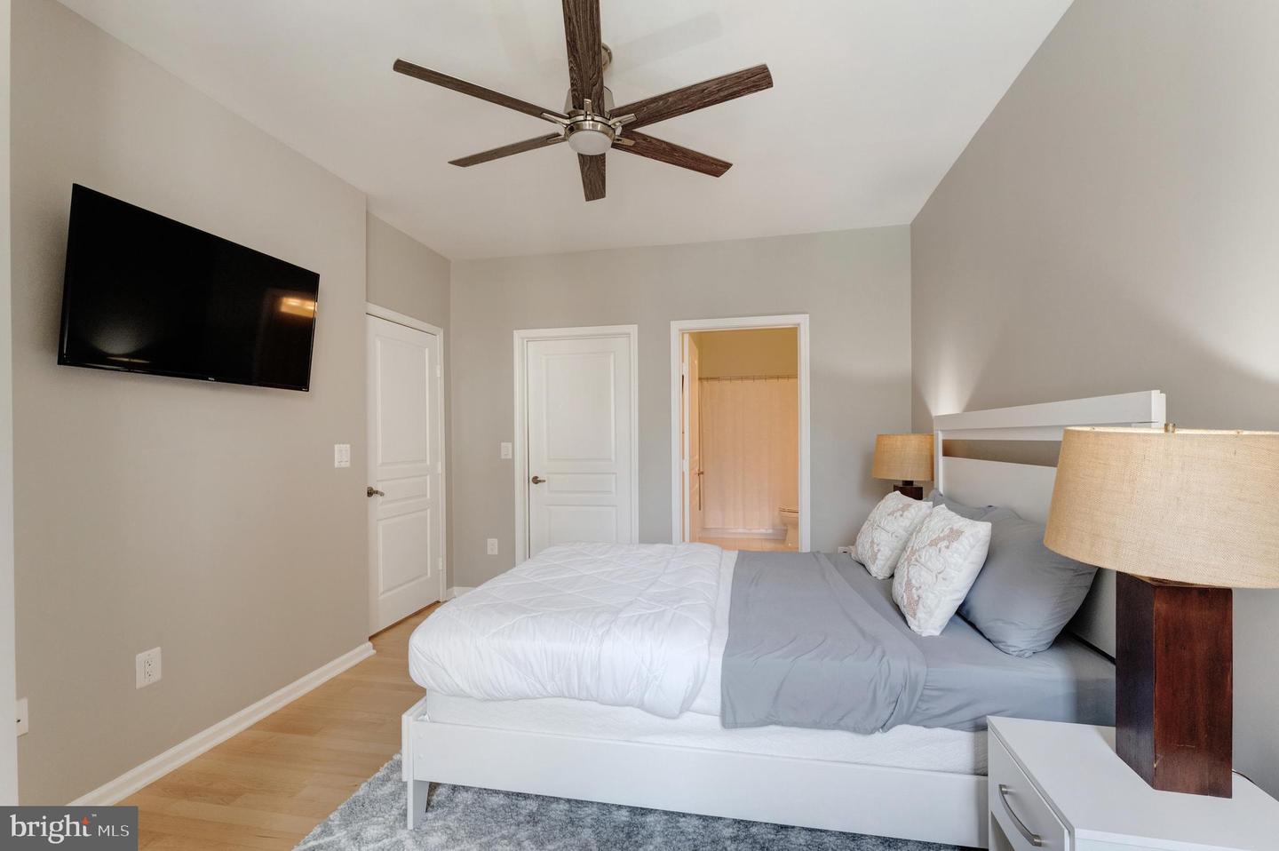 12001 MARKET ST #330, RESTON, Virginia 20190, 2 Bedrooms Bedrooms, ,2 BathroomsBathrooms,Residential,For sale,12001 MARKET ST #330,VAFX2258048 MLS # VAFX2258048