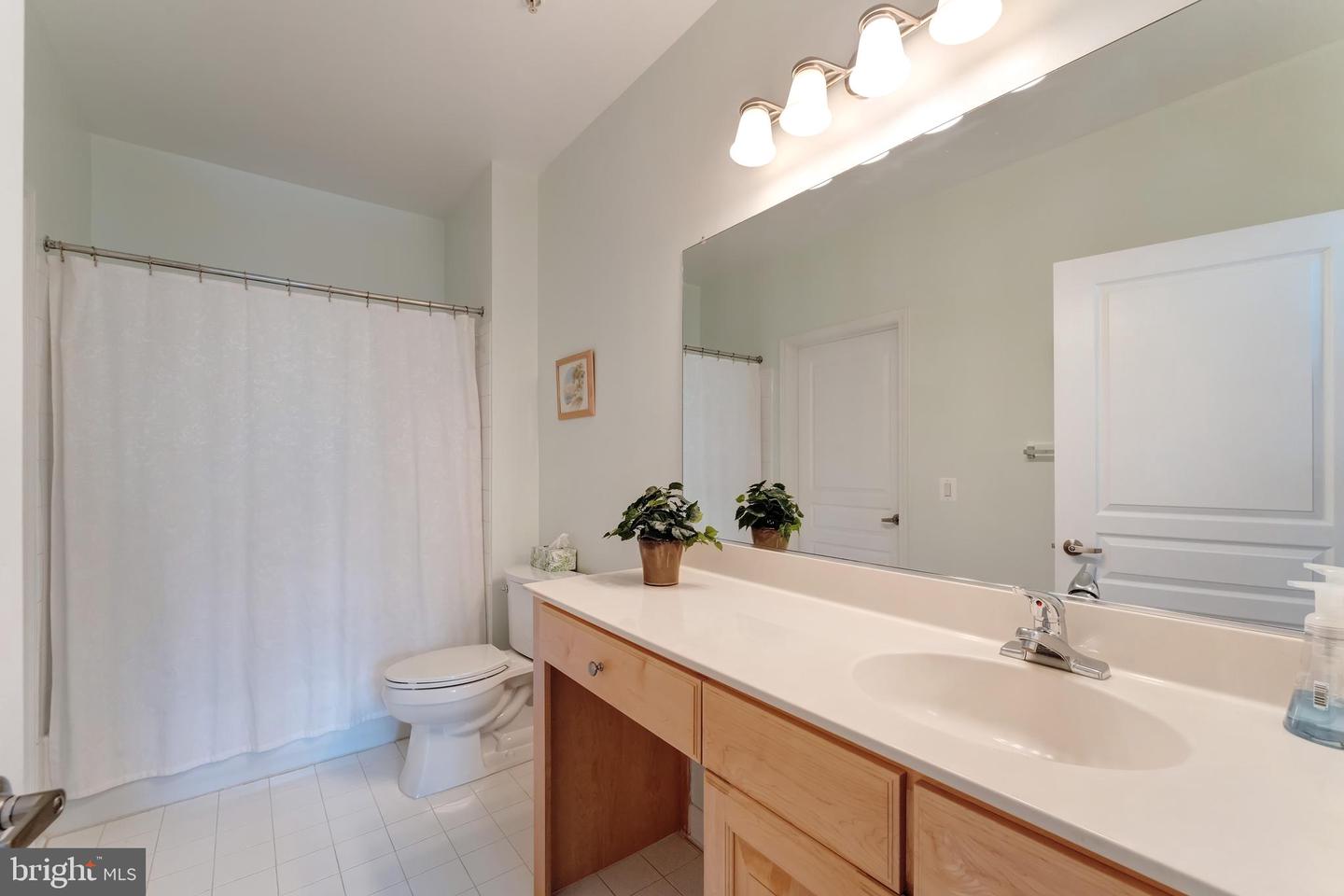 12001 MARKET ST #330, RESTON, Virginia 20190, 2 Bedrooms Bedrooms, ,2 BathroomsBathrooms,Residential,For sale,12001 MARKET ST #330,VAFX2258048 MLS # VAFX2258048