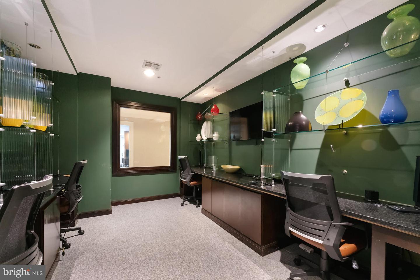 12001 MARKET ST #330, RESTON, Virginia 20190, 2 Bedrooms Bedrooms, ,2 BathroomsBathrooms,Residential,For sale,12001 MARKET ST #330,VAFX2258048 MLS # VAFX2258048