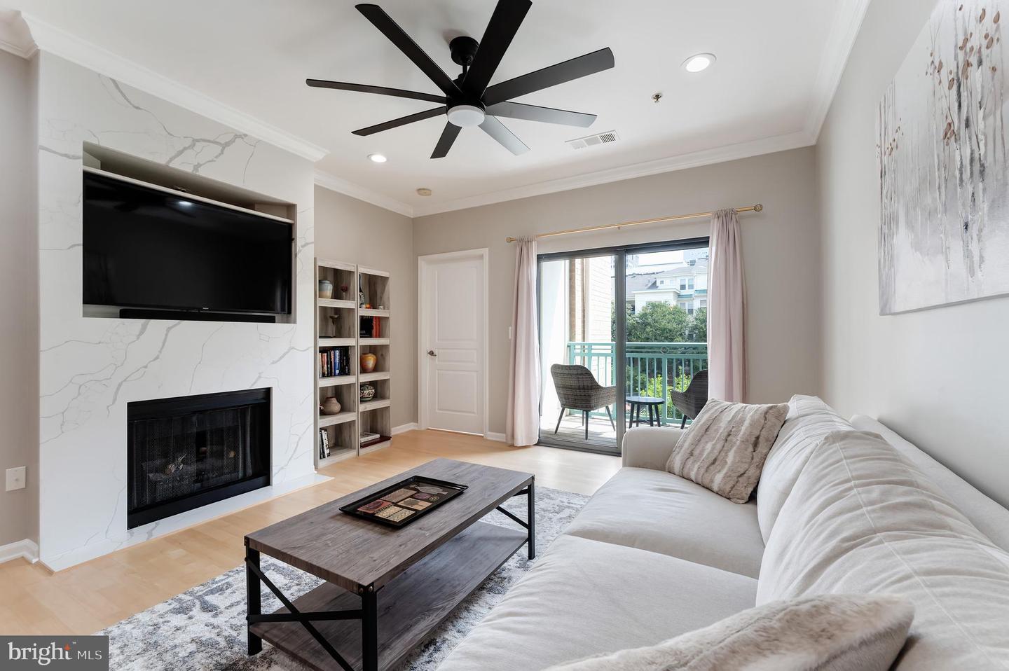 12001 MARKET ST #330, RESTON, Virginia 20190, 2 Bedrooms Bedrooms, ,2 BathroomsBathrooms,Residential,For sale,12001 MARKET ST #330,VAFX2258048 MLS # VAFX2258048