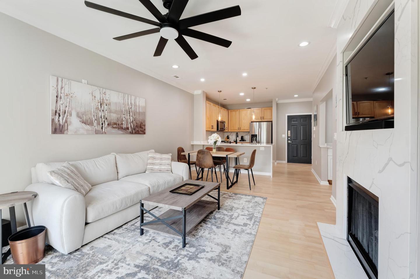 12001 MARKET ST #330, RESTON, Virginia 20190, 2 Bedrooms Bedrooms, ,2 BathroomsBathrooms,Residential,For sale,12001 MARKET ST #330,VAFX2258048 MLS # VAFX2258048