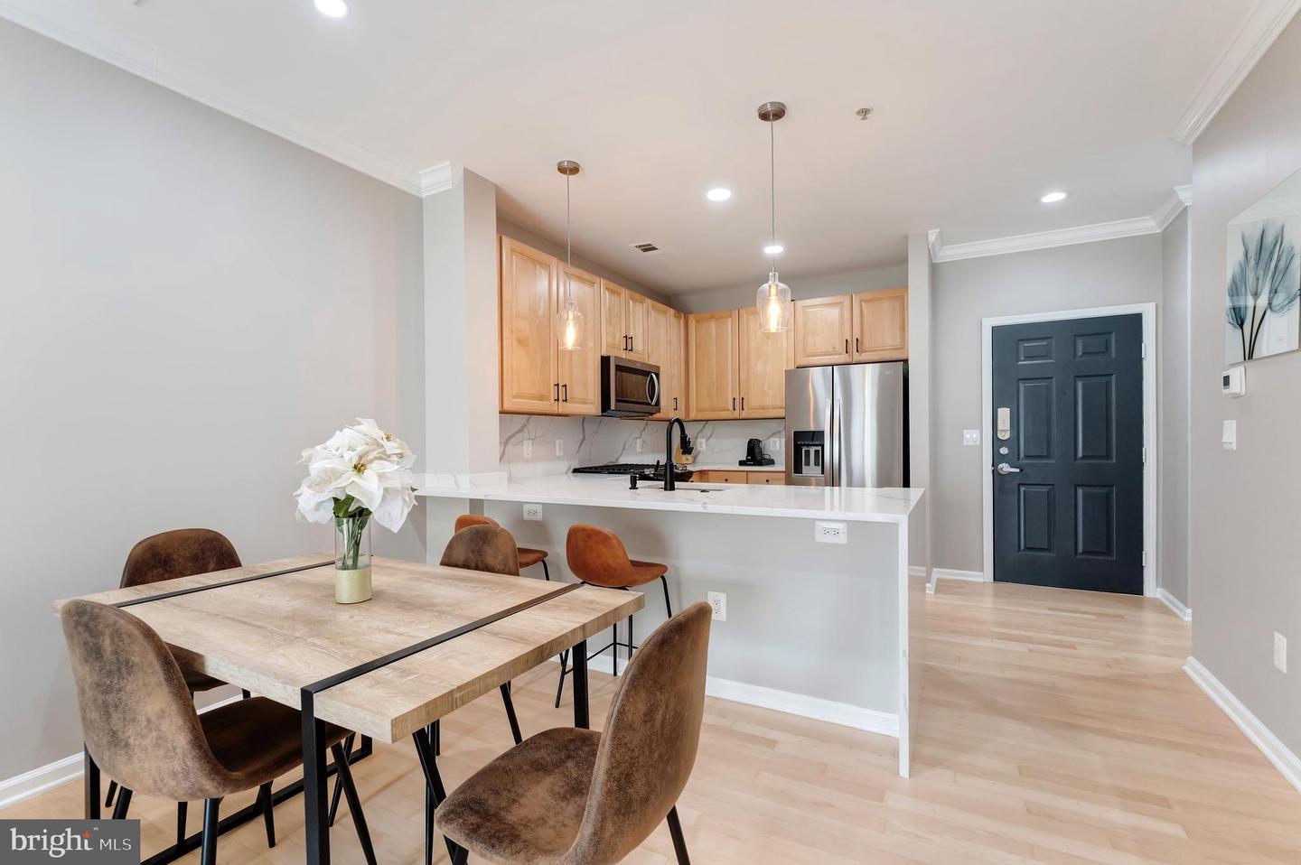 12001 MARKET ST #330, RESTON, Virginia 20190, 2 Bedrooms Bedrooms, ,2 BathroomsBathrooms,Residential,For sale,12001 MARKET ST #330,VAFX2258048 MLS # VAFX2258048