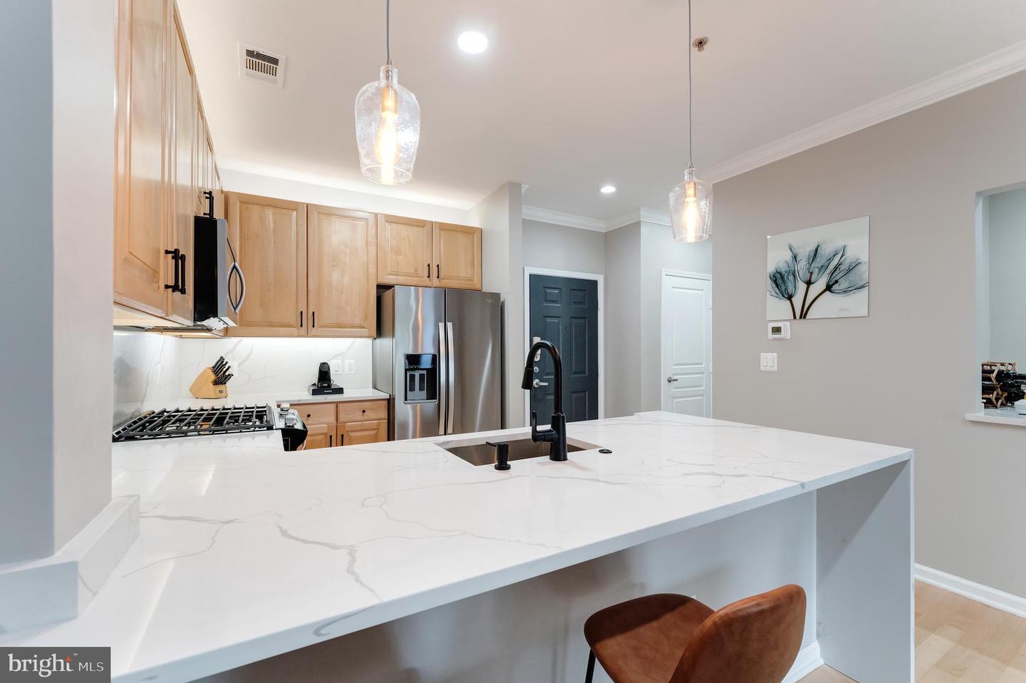 12001 MARKET ST #330, RESTON, Virginia 20190, 2 Bedrooms Bedrooms, ,2 BathroomsBathrooms,Residential,For sale,12001 MARKET ST #330,VAFX2258048 MLS # VAFX2258048