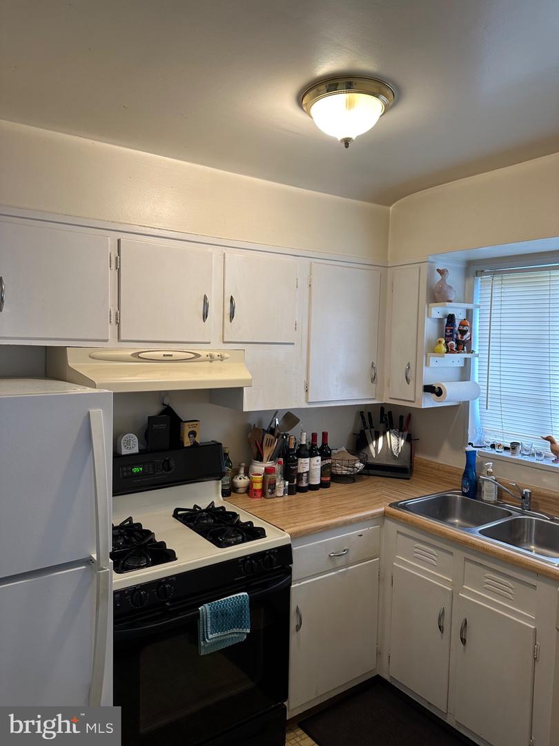 7239 DEBORAH DR, FALLS CHURCH, Virginia 22046, 3 Bedrooms Bedrooms, ,1 BathroomBathrooms,Residential,For sale,7239 DEBORAH DR,VAFX2258428 MLS # VAFX2258428
