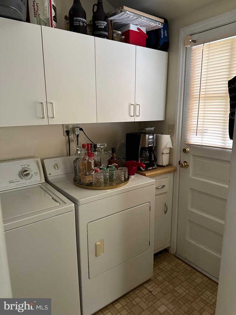 7239 DEBORAH DR, FALLS CHURCH, Virginia 22046, 3 Bedrooms Bedrooms, ,1 BathroomBathrooms,Residential,For sale,7239 DEBORAH DR,VAFX2258428 MLS # VAFX2258428
