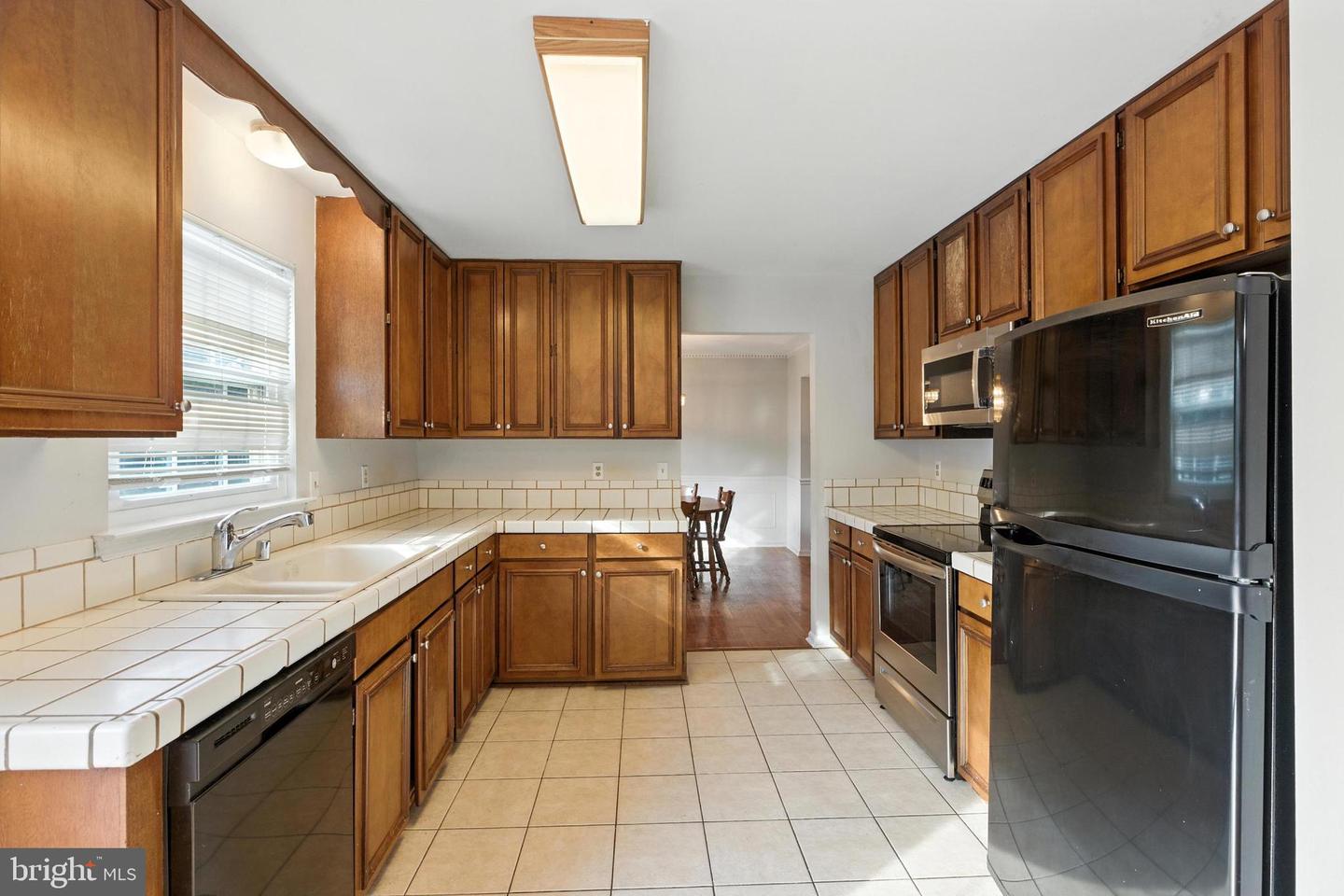 1033 JEFF RYAN DR, HERNDON, Virginia 20170, 4 Bedrooms Bedrooms, ,2 BathroomsBathrooms,Residential,For sale,1033 JEFF RYAN DR,VAFX2258436 MLS # VAFX2258436