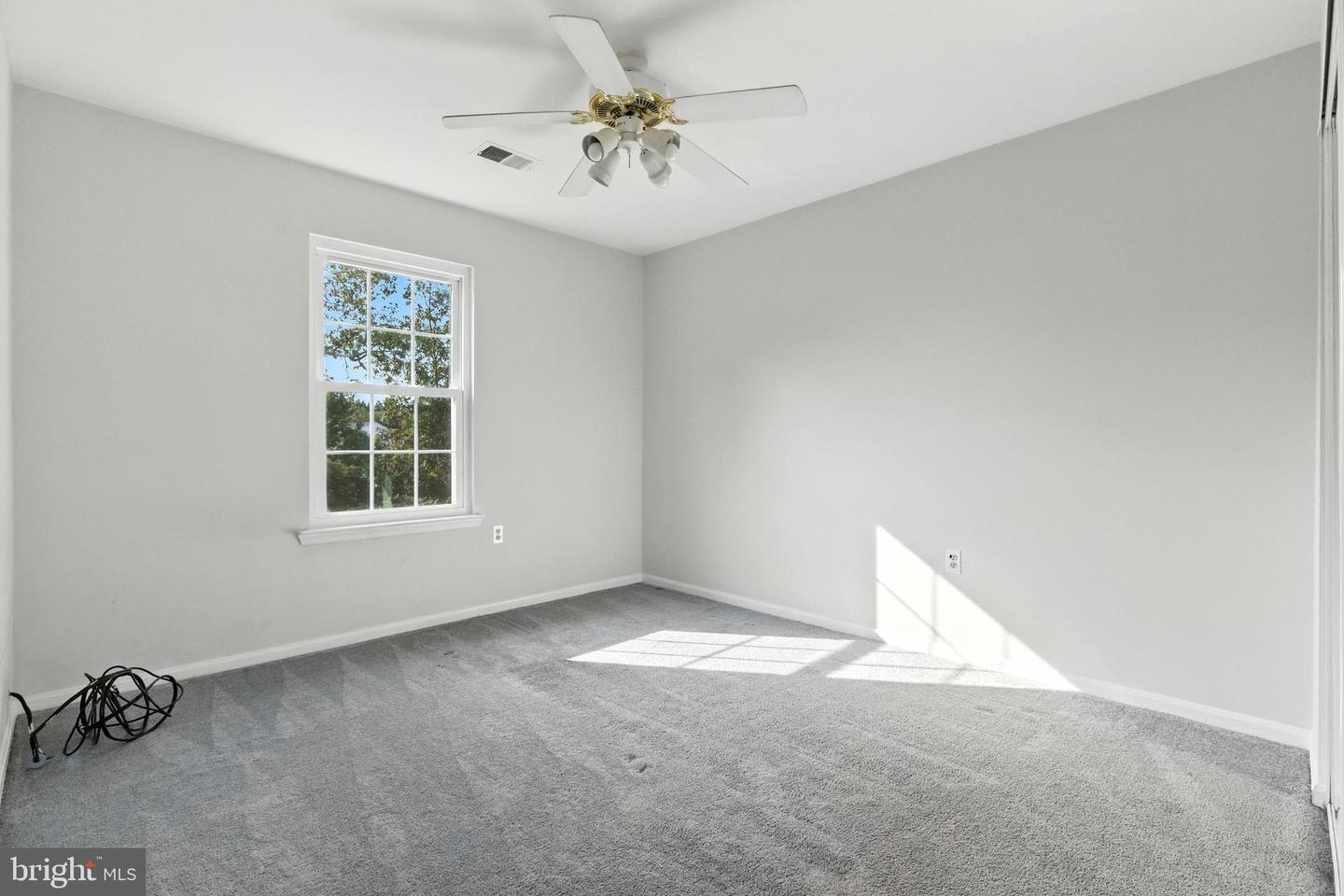 1033 JEFF RYAN DR, HERNDON, Virginia 20170, 4 Bedrooms Bedrooms, ,2 BathroomsBathrooms,Residential,For sale,1033 JEFF RYAN DR,VAFX2258436 MLS # VAFX2258436