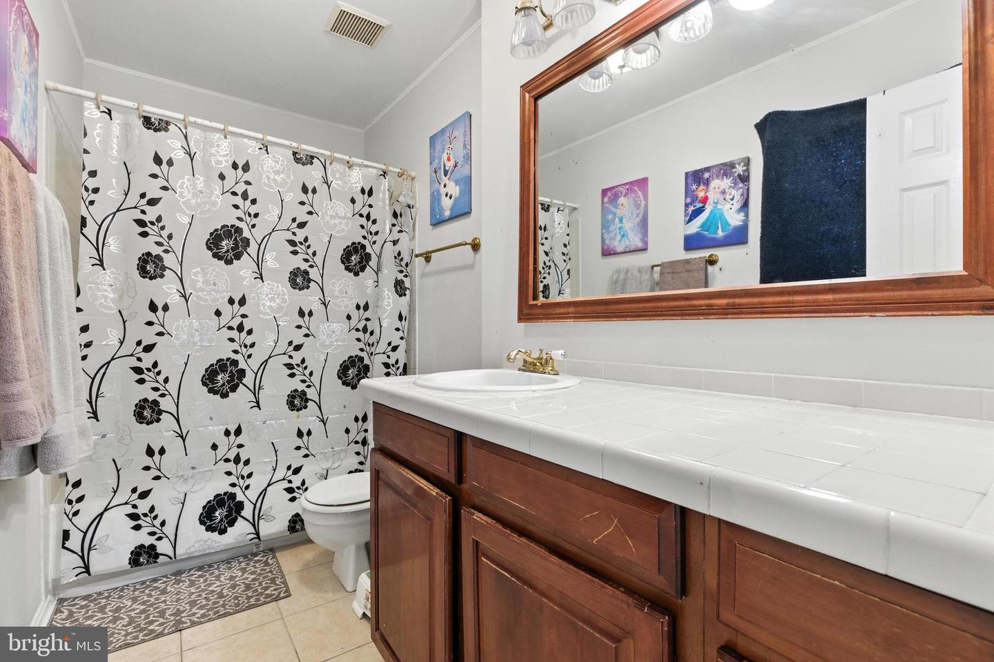 1033 JEFF RYAN DR, HERNDON, Virginia 20170, 4 Bedrooms Bedrooms, ,2 BathroomsBathrooms,Residential,For sale,1033 JEFF RYAN DR,VAFX2258436 MLS # VAFX2258436