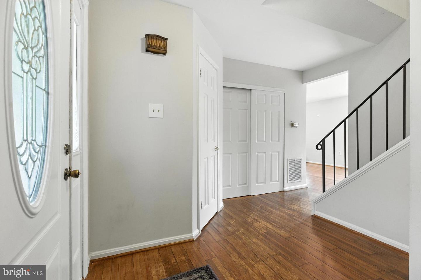 1033 JEFF RYAN DR, HERNDON, Virginia 20170, 4 Bedrooms Bedrooms, ,2 BathroomsBathrooms,Residential,For sale,1033 JEFF RYAN DR,VAFX2258436 MLS # VAFX2258436