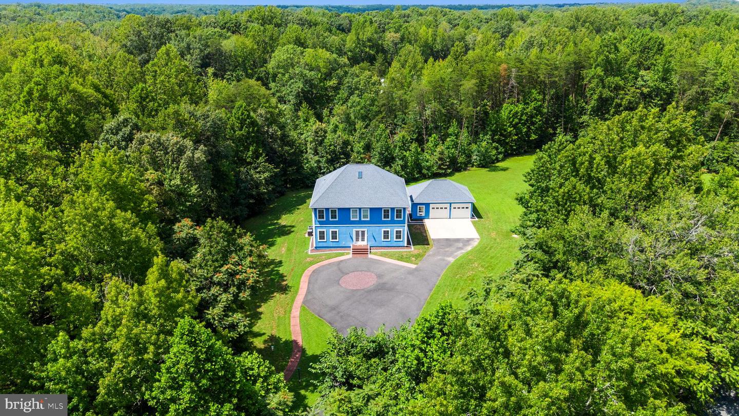 3925 GUINEA STATION RD, FREDERICKSBURG, Virginia 22408, 4 Bedrooms Bedrooms, 7 Rooms Rooms,2 BathroomsBathrooms,Residential,For sale,3925 GUINEA STATION RD,VASP2035076 MLS # VASP2035076