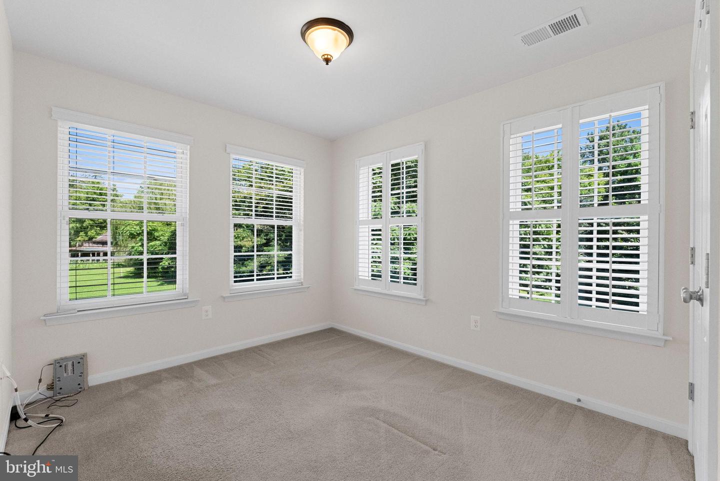 3925 GUINEA STATION RD, FREDERICKSBURG, Virginia 22408, 4 Bedrooms Bedrooms, 7 Rooms Rooms,2 BathroomsBathrooms,Residential,For sale,3925 GUINEA STATION RD,VASP2035076 MLS # VASP2035076