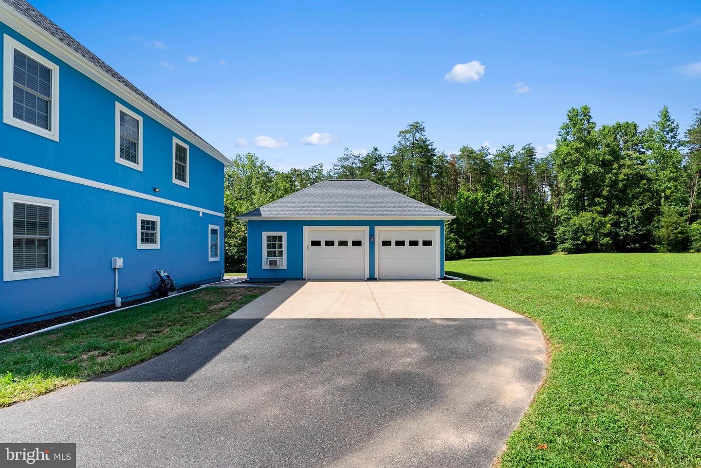 3925 GUINEA STATION RD, FREDERICKSBURG, Virginia 22408, 4 Bedrooms Bedrooms, 7 Rooms Rooms,2 BathroomsBathrooms,Residential,For sale,3925 GUINEA STATION RD,VASP2035076 MLS # VASP2035076