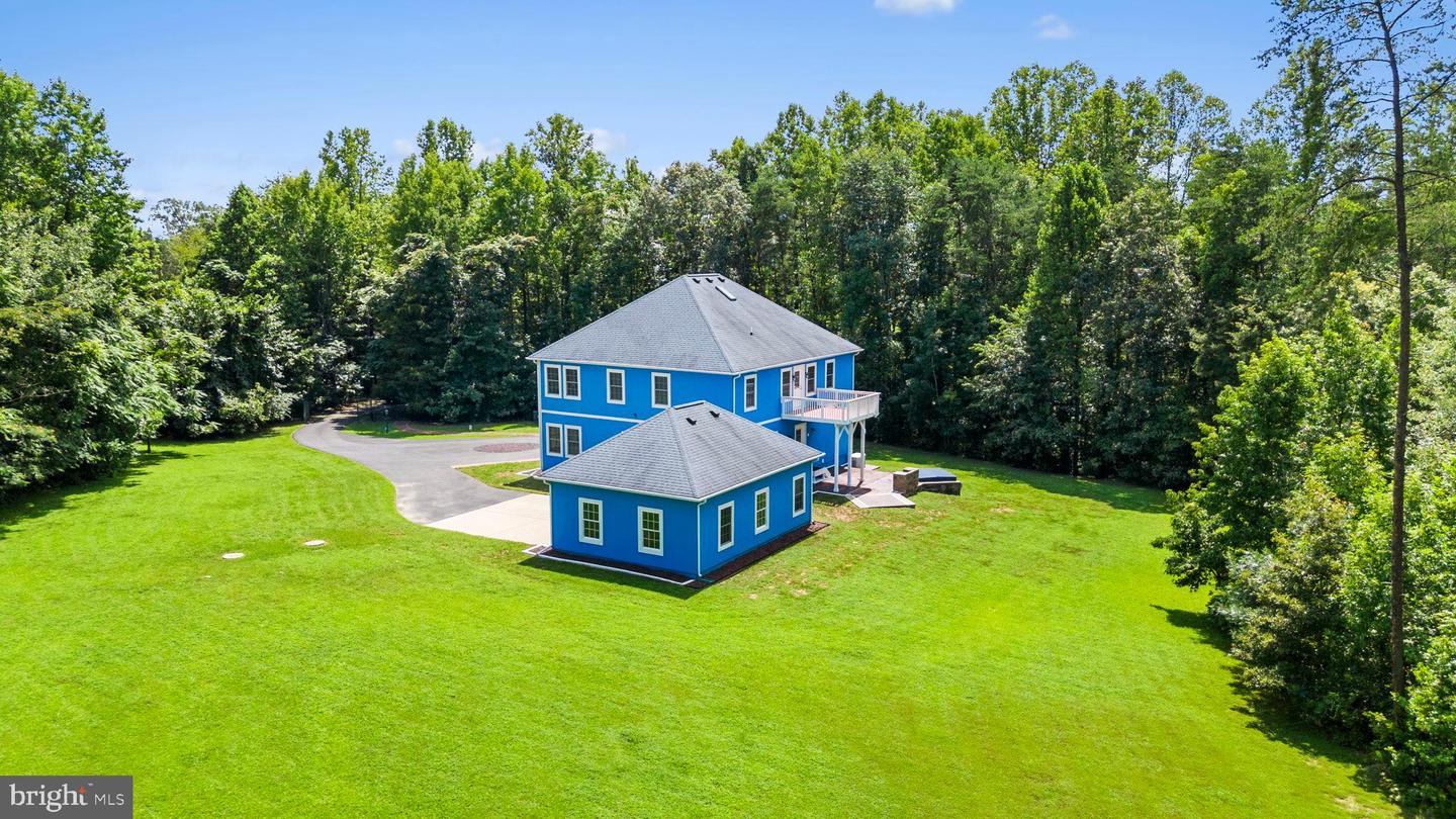 3925 GUINEA STATION RD, FREDERICKSBURG, Virginia 22408, 4 Bedrooms Bedrooms, 7 Rooms Rooms,2 BathroomsBathrooms,Residential,For sale,3925 GUINEA STATION RD,VASP2035076 MLS # VASP2035076