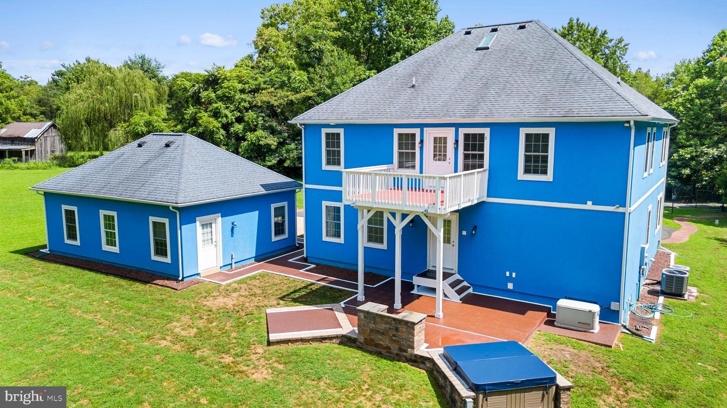 3925 GUINEA STATION RD, FREDERICKSBURG, Virginia 22408, 4 Bedrooms Bedrooms, 7 Rooms Rooms,2 BathroomsBathrooms,Residential,For sale,3925 GUINEA STATION RD,VASP2035076 MLS # VASP2035076
