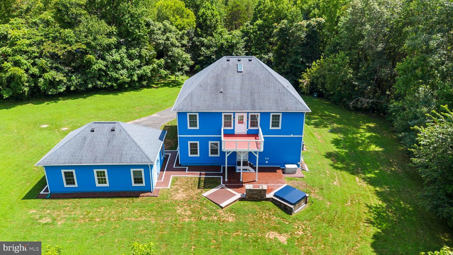3925 GUINEA STATION RD, FREDERICKSBURG, Virginia 22408, 4 Bedrooms Bedrooms, 7 Rooms Rooms,2 BathroomsBathrooms,Residential,For sale,3925 GUINEA STATION RD,VASP2035076 MLS # VASP2035076