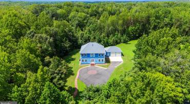 3925 GUINEA STATION RD, FREDERICKSBURG, Virginia 22408, 4 Bedrooms Bedrooms, 7 Rooms Rooms,2 BathroomsBathrooms,Residential,For sale,3925 GUINEA STATION RD,VASP2035076 MLS # VASP2035076